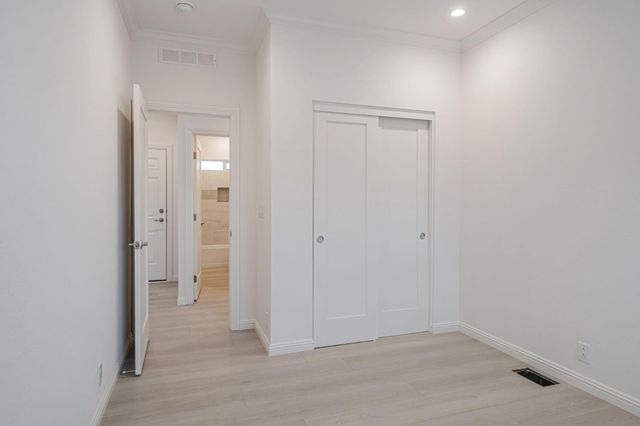 238 Chateau La Salle Drive 238, San Jose, CA 95111