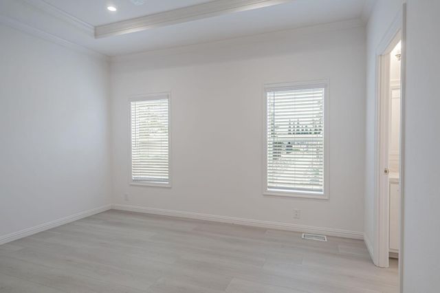 238 Chateau La Salle Drive 238, San Jose, CA 95111