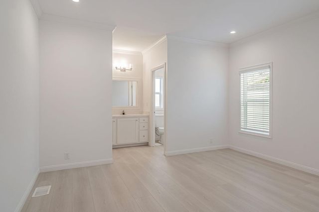 238 Chateau La Salle Drive 238, San Jose, CA 95111