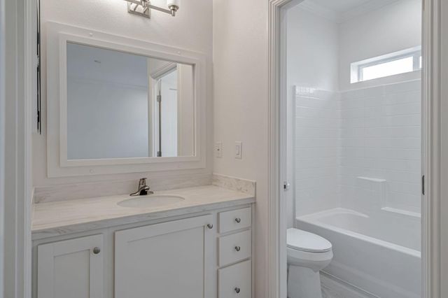 238 Chateau La Salle Drive 238, San Jose, CA 95111