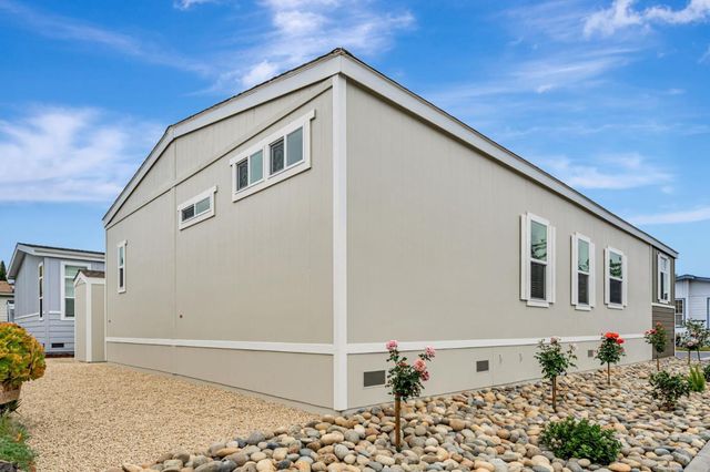 238 Chateau La Salle Drive 238, San Jose, CA 95111