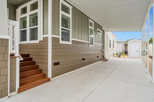 238 Chateau La Salle Drive 238, San Jose, CA 95111