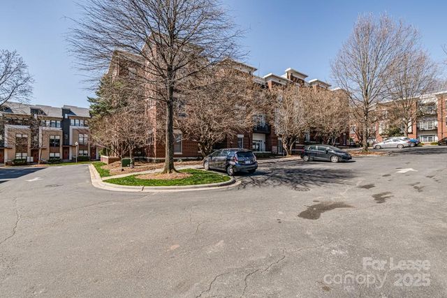 641 Garden District Drive, Charlotte, NC 28202