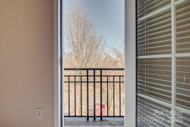 641 Garden District Drive, Charlotte, NC 28202