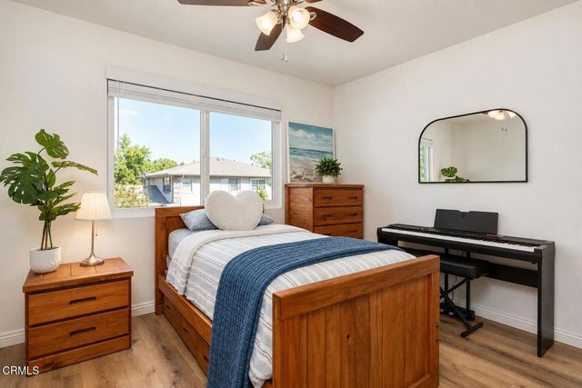 1102 W Calle Del Sol 3, Azusa, CA 91702