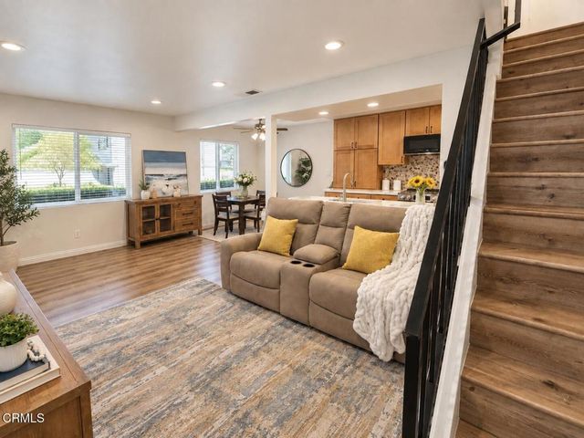 1102 W Calle Del Sol 3, Azusa, CA 91702