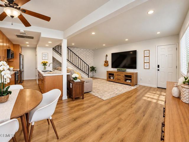 1102 W Calle Del Sol 3, Azusa, CA 91702