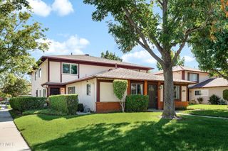 1102 W Calle Del Sol 3, Azusa, CA 91702
