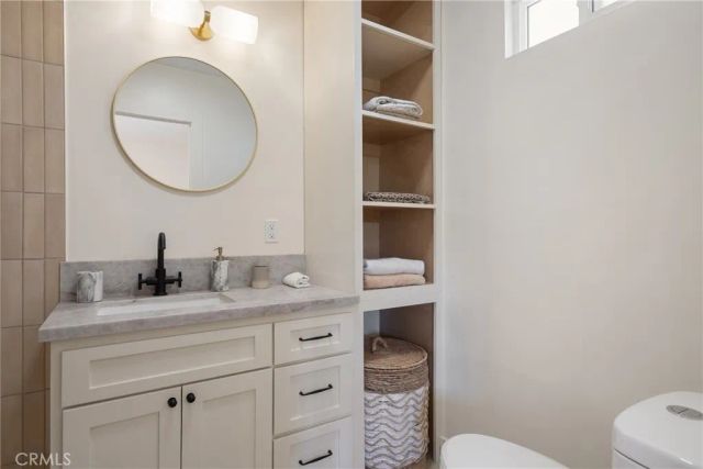 2014 W 84th Street, Los Angeles, CA 90047