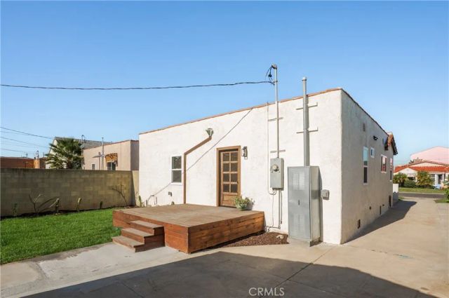 2014 W 84th Street, Los Angeles, CA 90047