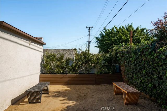 2014 W 84th Street, Los Angeles, CA 90047