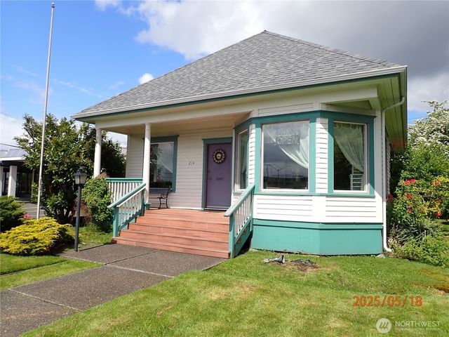 214 W 1st Street, Aberdeen, WA 98520