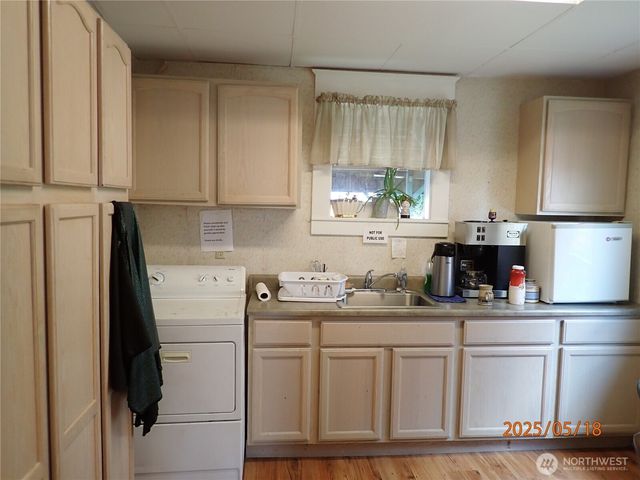 214 W 1st Street, Aberdeen, WA 98520