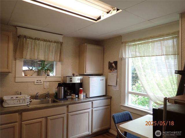 214 W 1st Street, Aberdeen, WA 98520