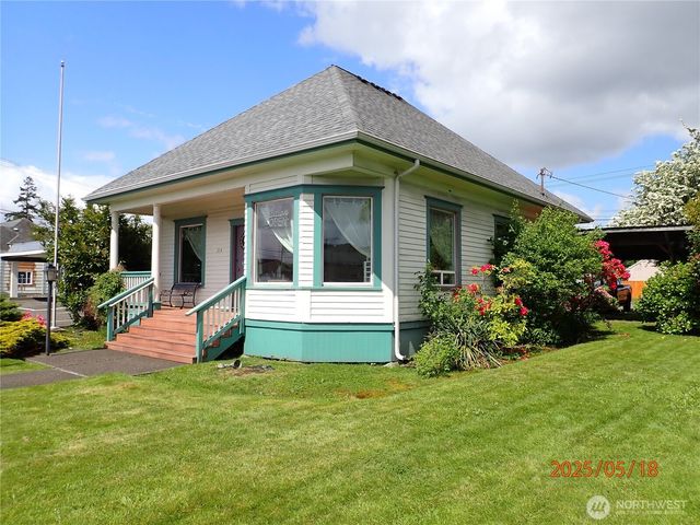 214 W 1st Street, Aberdeen, WA 98520