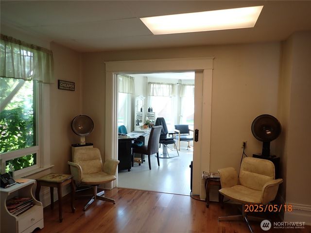 214 W 1st Street, Aberdeen, WA 98520