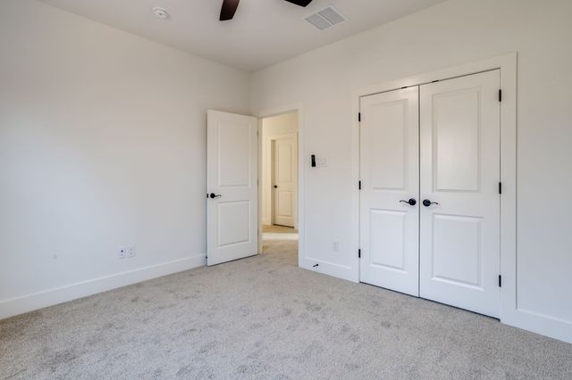 915 Boston Lane, River Oaks, TX 76114