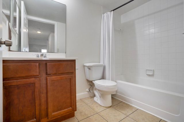 7640 Westwood Drive 411, Tamarac, FL 33321