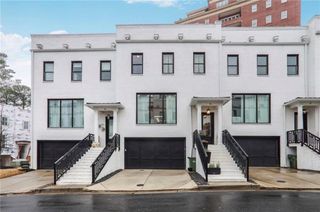 3667 Peachtree NE Road 16, Atlanta, GA 30319