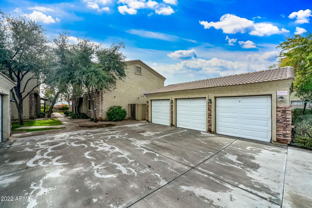 2419 W VISTA Avenue 3, Phoenix, AZ 85021