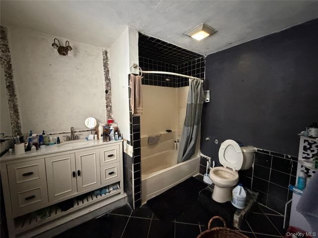 183 Montgomery Street, Goshen, NY 10924