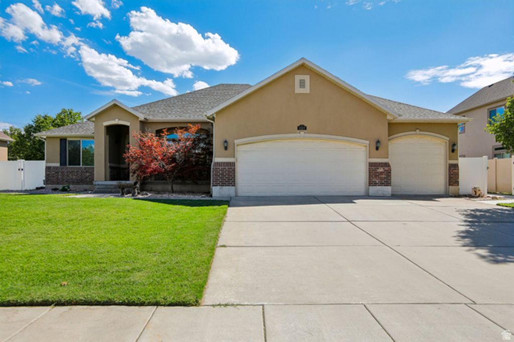 1317 W 2340 N, Clinton, UT 84015 — exterior