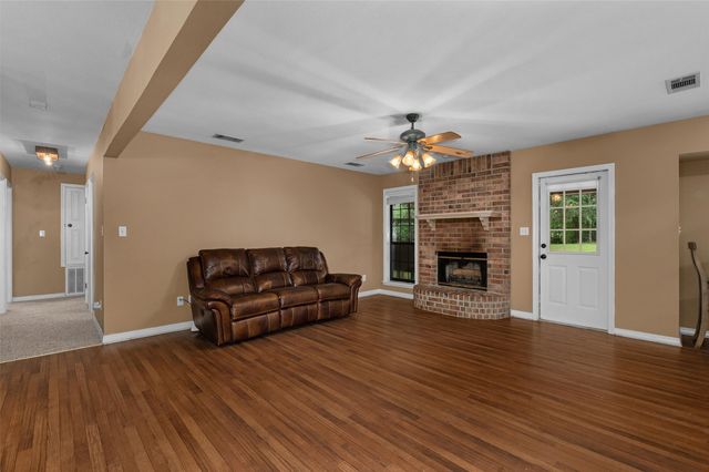 9720 Locust Hill, Greenwood, LA 71033