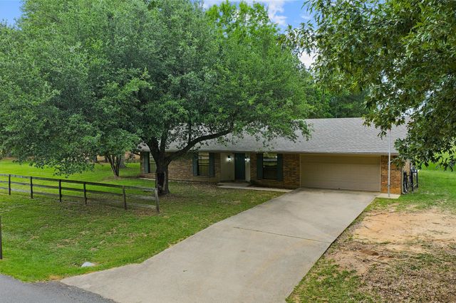 9720 Locust Hill, Greenwood, LA 71033