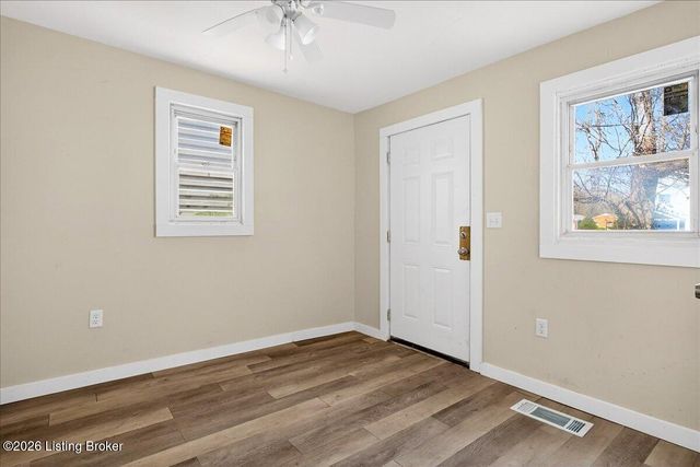 4021 Sunset Ave, Louisville, KY 40211