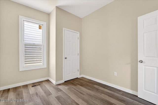 4021 Sunset Ave, Louisville, KY 40211