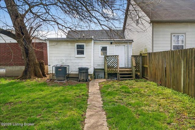 4021 Sunset Ave, Louisville, KY 40211