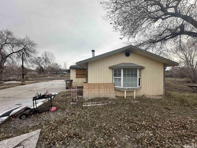 3275 Alcorn Road, Fallon, NV 89406