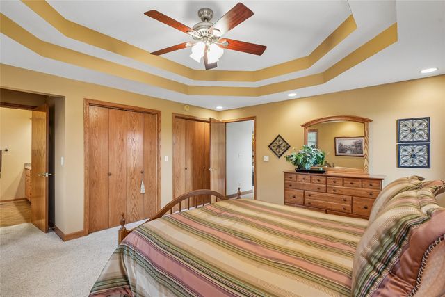 512 E 28th Street S, Newton, IA 50208