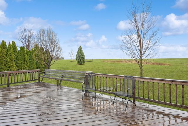 512 E 28th Street S, Newton, IA 50208