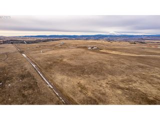 969 FINN RIDGE Rd, Centerville, WA 98613