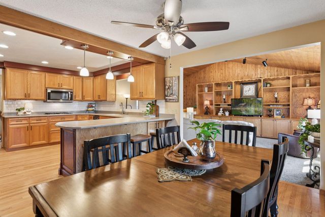 4838 Crown Lane, Woodbury, MN 55129