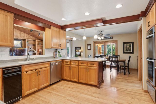 4838 Crown Lane, Woodbury, MN 55129