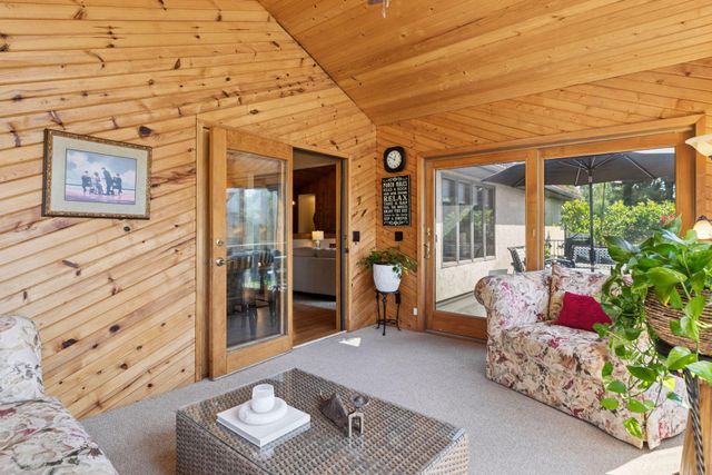 4838 Crown Lane, Woodbury, MN 55129