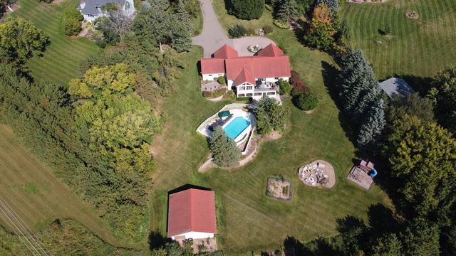 4838 Crown Lane, Woodbury, MN 55129