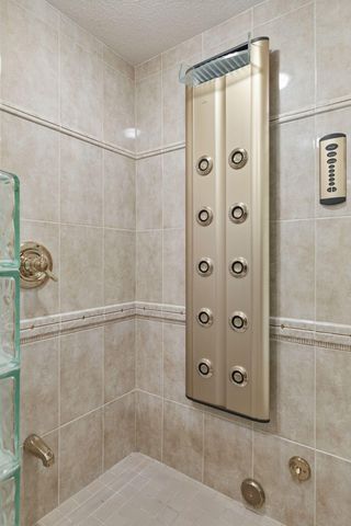 4838 Crown Lane, Woodbury, MN 55129