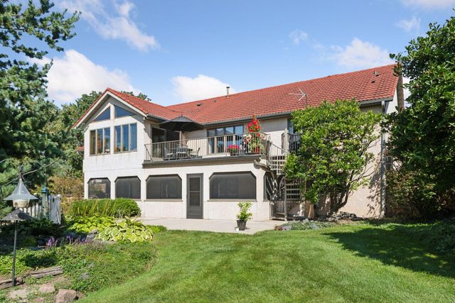 4838 Crown Lane, Woodbury, MN 55129