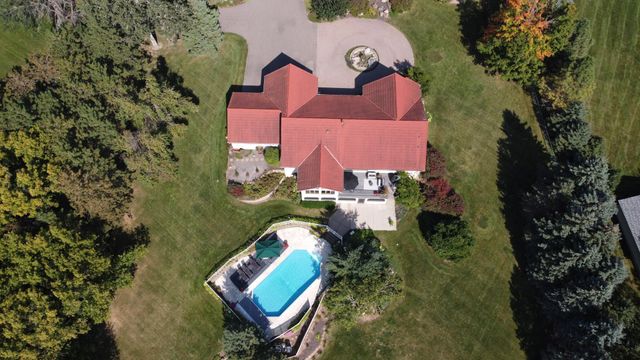 4838 Crown Lane, Woodbury, MN 55129