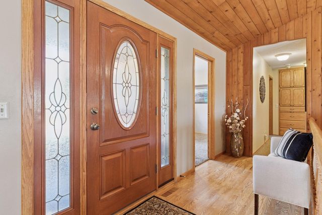 4838 Crown Lane, Woodbury, MN 55129