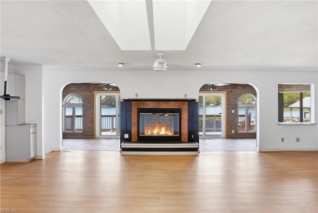 500 Sterling RD, Virginia Beach, VA 23464