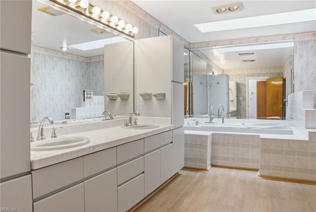 500 Sterling RD, Virginia Beach, VA 23464