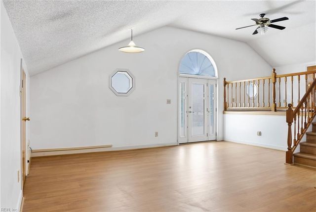 500 Sterling RD, Virginia Beach, VA 23464