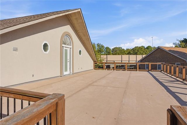 500 Sterling RD, Virginia Beach, VA 23464