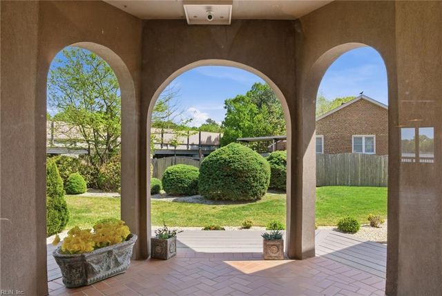 500 Sterling RD, Virginia Beach, VA 23464