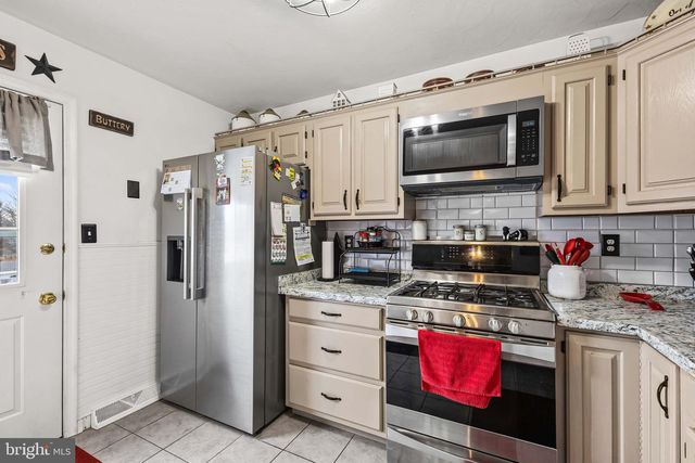 311 S COLUMBUS AVE, Littlestown, PA 17340