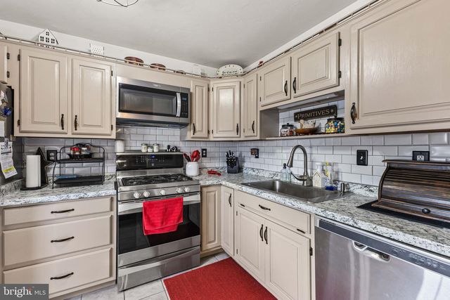 311 S COLUMBUS AVE, Littlestown, PA 17340